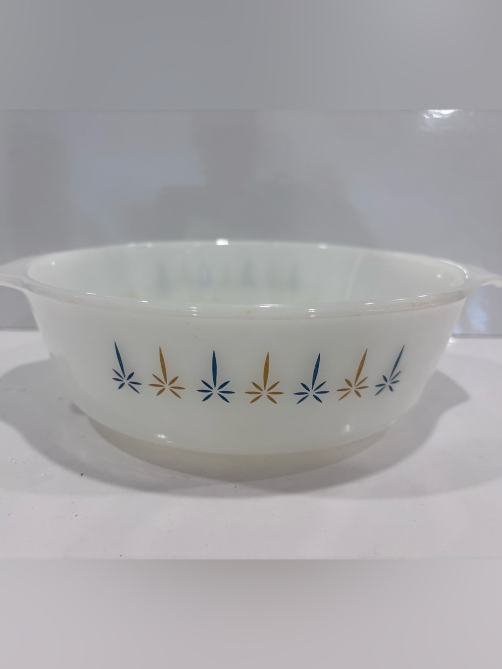 Vintage fire-king anchor hawking blue heaven milk glass #437 casserole USA